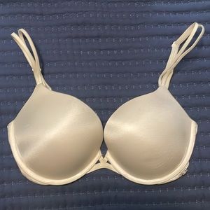 White Very Sexy push up bra by Victorias Secret